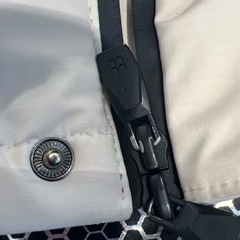 Avva Mağazasında Montun Kalitesi Ve Müşteri Hizmeti Sorunu