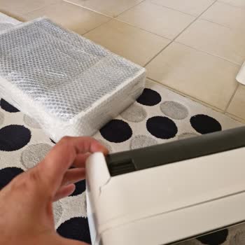 Fest Danışmanlık Ve Depolama Kırık Ve Çatlak Ürün Teslimatı Sorunu