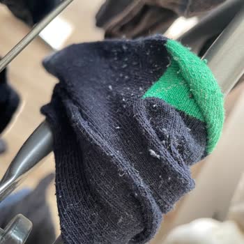 Arçelik Çamaşır Makinesinde Çamaşırlar Tüyleniyor