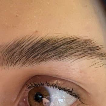 Microblading İşleminde Kalitesiz Boya Kullanımı