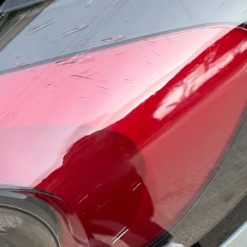 Üç Aylık Ford Puma'da Şaşırtıcı Far Çatlakları