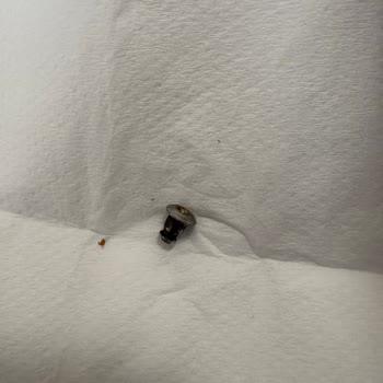 Çiğ Köftenin İçinden Çivi Çıktı: Güvenlik İhmali