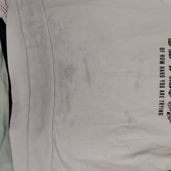 Beko Washing Machine Leaves Oil Stains