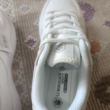 Yanlış Numara Ayakkabı Teslimatı Ve Müşteri Hizmetleri Sorunu