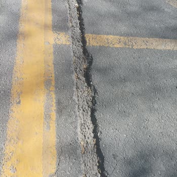 Tehlikeli Yol: Annemin Düşmesine Sebep Oldu