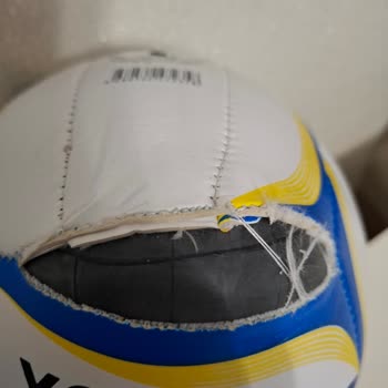 Kalitesiz Voleybol Topu Ve İade Sorunu