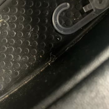 Ziebart Ümraniye'de Yetersiz Temizlik Ve İlgisizlik