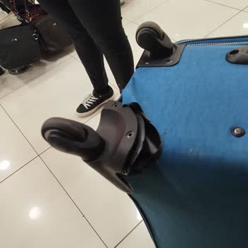 Valiz Hasarı Ve Yüksek Bilet Fiyatları