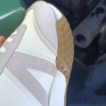 Lacoste Ayakkabıda Beklenmedik Kalite Sorunu