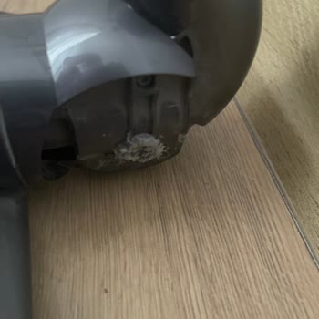 Dyson Süpürge Başlığı Sorunu Ve Müşteri Hizmetleri İlgisizliği
