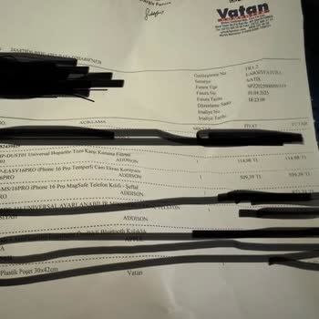 Dayanıklı Denilen Ekran Koruyucu Haftada Çatladı!