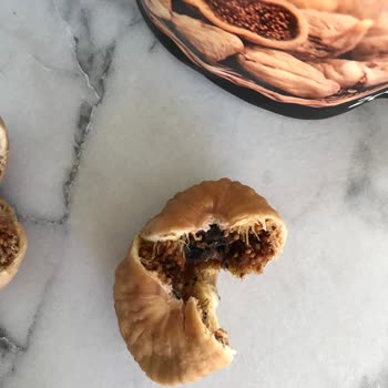 Küflü Ve Kurtlu İncir Skandalı