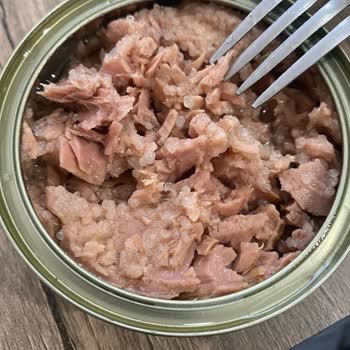 BİM Harras Marka Ton Balığında Şüpheli Kabarcıklar