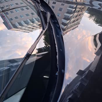 BMW 116d Ön Cam Fitili Sorunu: Su Sızdıran Araç Mağduriyeti