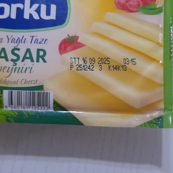 Torku Kaşar Peynirinde Küf Ve Kırmızı Noktalar