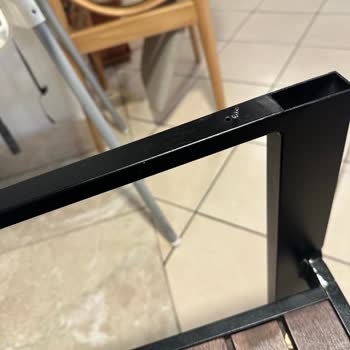 Eski Sandalyenin Tehlikesi: Dikkat Eksikliği Yaralanmaya Yol Açtı