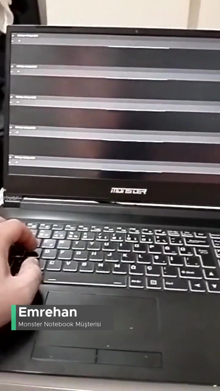 Monster Notebook Ekran Sorunu! videonun kapak resmi