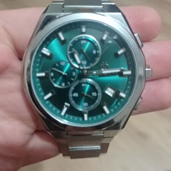 Daniel Klein Sürekli Bozulan Saat Ve İlgisiz Mağaza Çalışanlarıyla Zorlu Mücadele