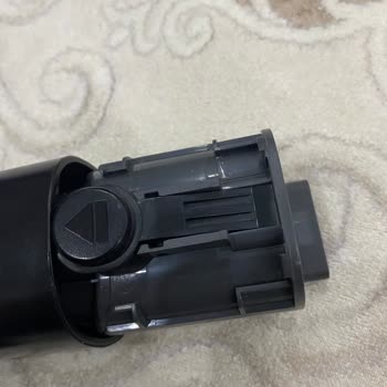 Electrolux Dikey Süpürge: Dayanıksız Tasarım Ve Kırılgan Parçalar