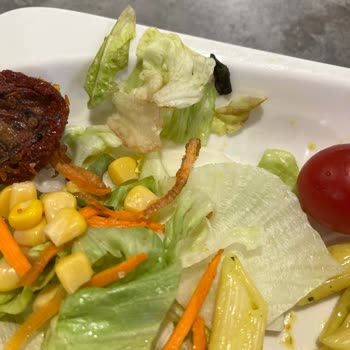 Tavuk Dünyası'nda Hijyen Ve Hizmet Skandalı