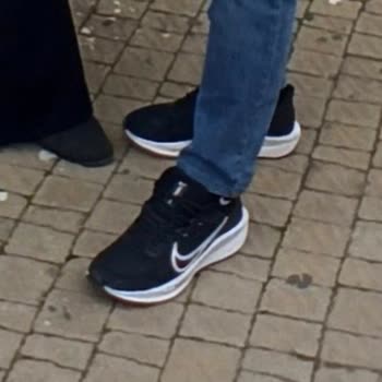 Ayakkabıda Ses Ve Koku Sorunu