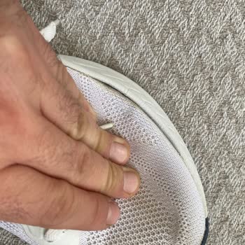 Garanti Verilen Ayakkabılar Neden Açılıyor?