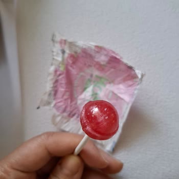 Sağlıksız Ambalajlama İle Tehlike Saçan Şeker