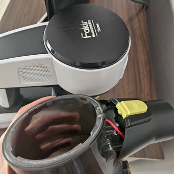 Fakir Dikey Süpürge İle Sürekli Servis Sorunları