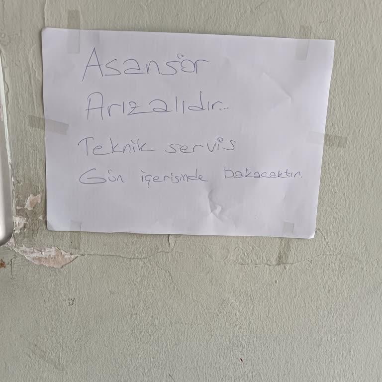 Bursa Osmangazi Otopark Asansörü Sorunu Çözülmüyor