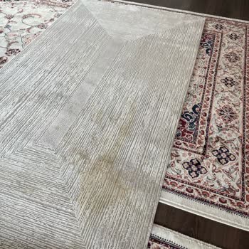 Leke Tutmayan Halı Sözüne Güven Kalmadı