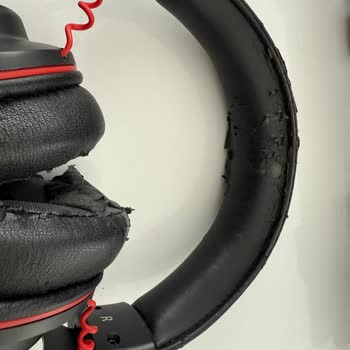 Rampage RM-K60 Kulaklık Pedleri Ve Tepesi Soyuluyor