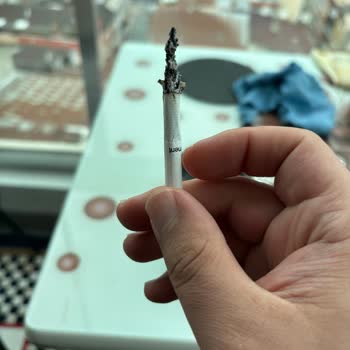 Parliament Midnight Blue Sigaralarında Kalite Sorunu