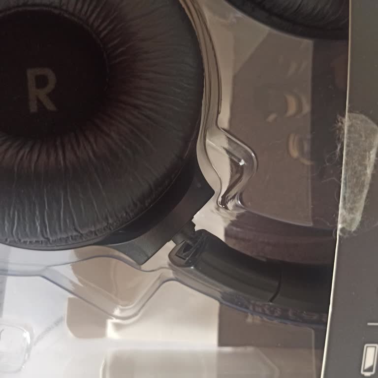 JBL Kulaklık: Beklenmedik Kırılma Şoku