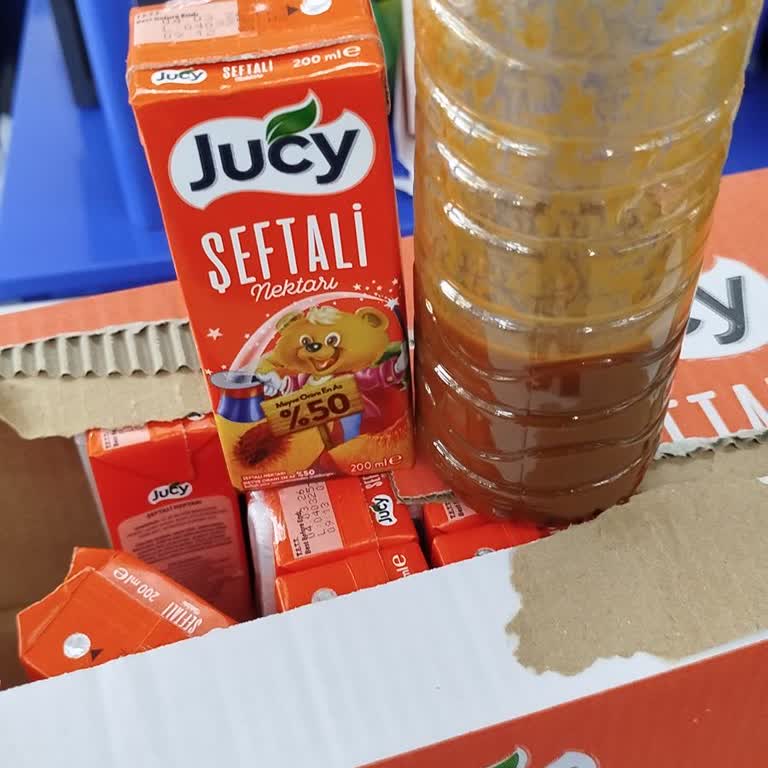 BİM Bozuk Meyve Suyu Ve Çocuk Sağlığı Tehlikesi