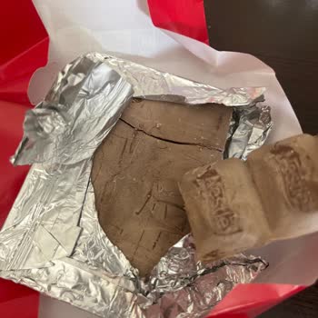 Nestle Çikolatanın Bozuk Görünümü Ve Garip Kokusu