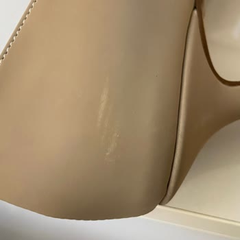 Elle Marka Ayakkabının Şok Edici Kalitesizliği