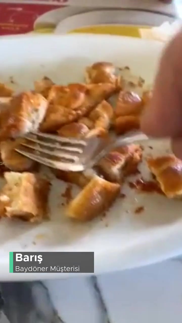 Baydöner Kurumuş Çok Sert Ekmekler Ve Personelin Saygısızlığı videonun kapak resmi