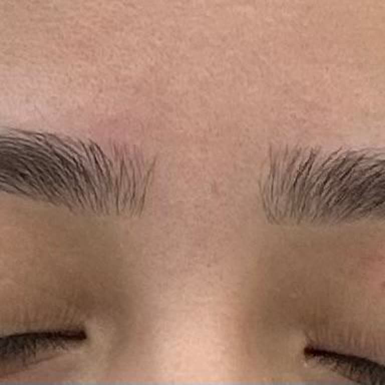 Liyana Kuaför Kaş Alma Hizmetinde Dikkatsizlik Ve Memnuniyetsizlik!