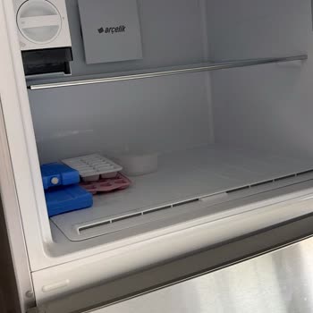 Arçelik Buzdolabı Tamir Edilemiyor, Sütler Bozuldu