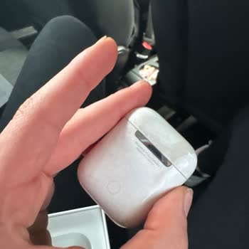 Apple Kulaklıkta Ses Azalması Ve Renk Atması Sorunu