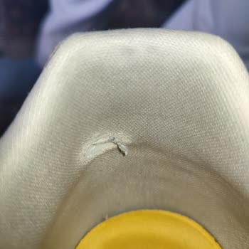 Garantili Ayakkabıda 4 Haftada Yırtılma Şoku!