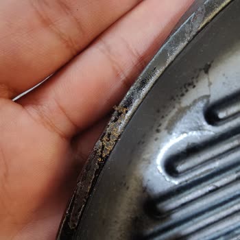 Lava Izgara Tavasının Emaye Kaplaması 2. Kullanımda Kalktı