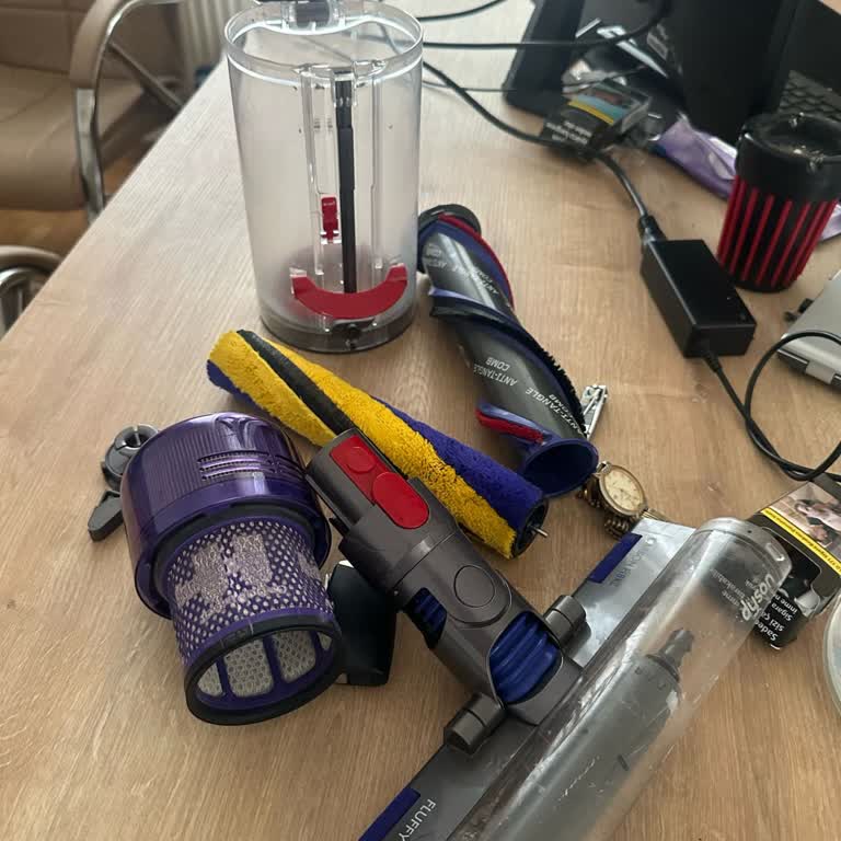 My Dyson V15 Keeps Stopping Randomly and Support Just Tells Me to Clean It Again