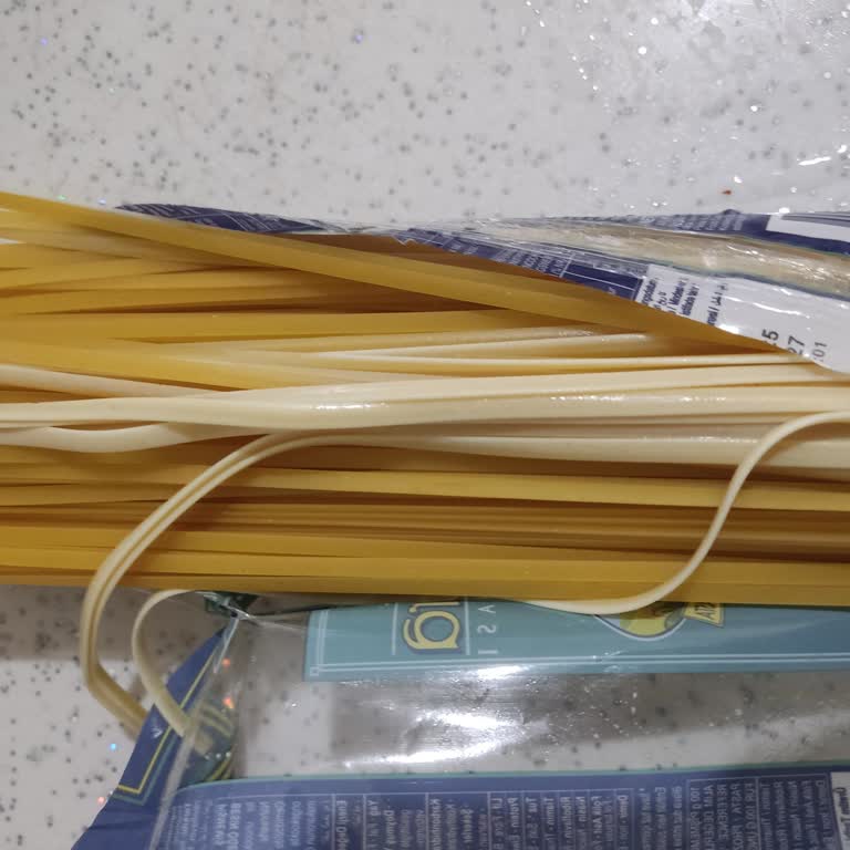 BİM Marketinden Aldığım Ürünün Kötü Kokusu Ve Zam Şikayeti