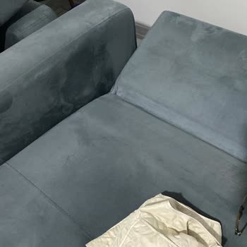 Kırılan Koltuk Ve Geciken Servis Sorunu