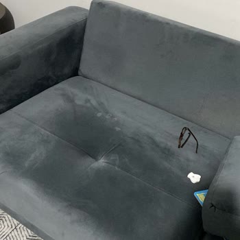 Kırılan Koltuk Ve Geciken Servis Sorunu