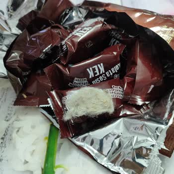 Kekin İçinden Çıkan Şok Edici Kirlilik