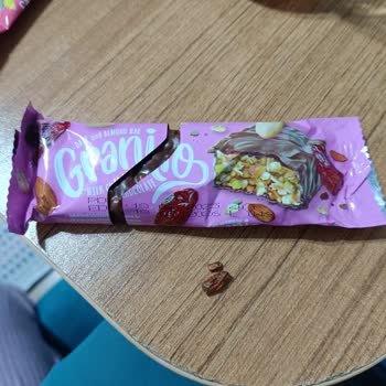 Atıştırmalıkta Tehlikeli Badem Kabuğu