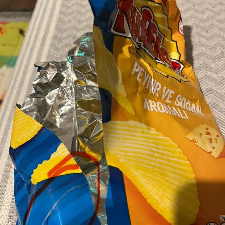 Ruffles Cipsin İçinden Çıkan Şaşırtıcı Madde