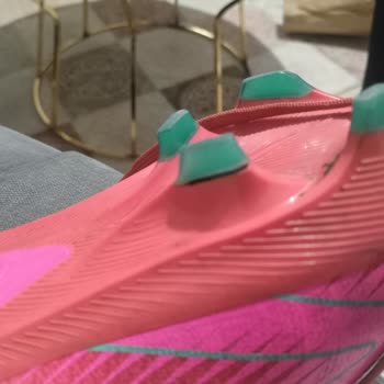 Nike Garanti Kapsamında Olmayan Krampon Sorunu